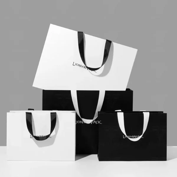 Printed Luxury Paper Bag Luxury Gift Paper Bags OEM Logo Handbag Shopping Bag